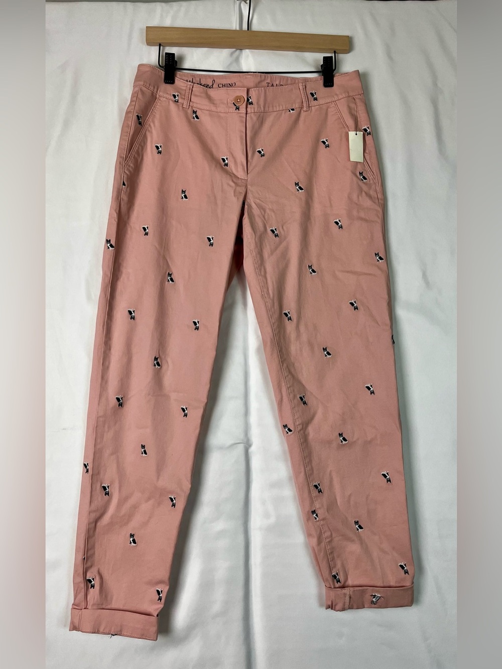 Talbots The Weekend Chino Pink Preppy Whimsy Embroidered Frenchie Pants size 2